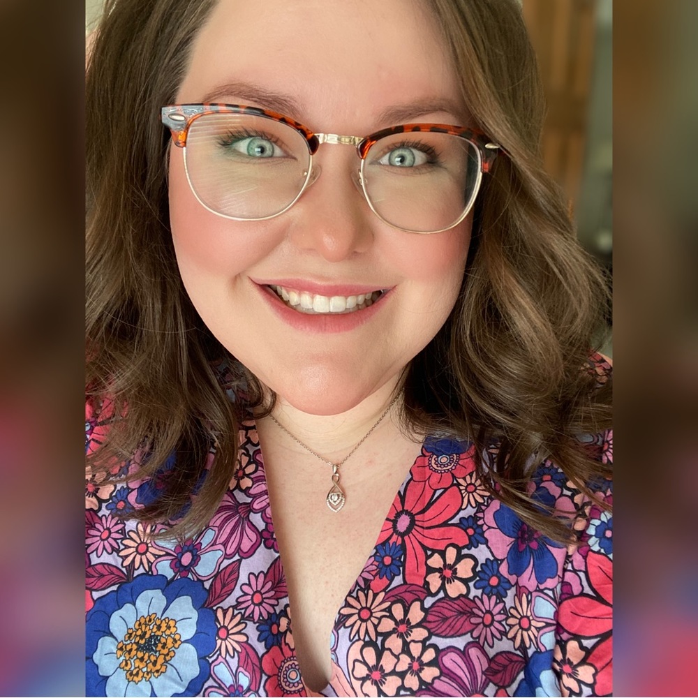 Meet your Posher, Alison